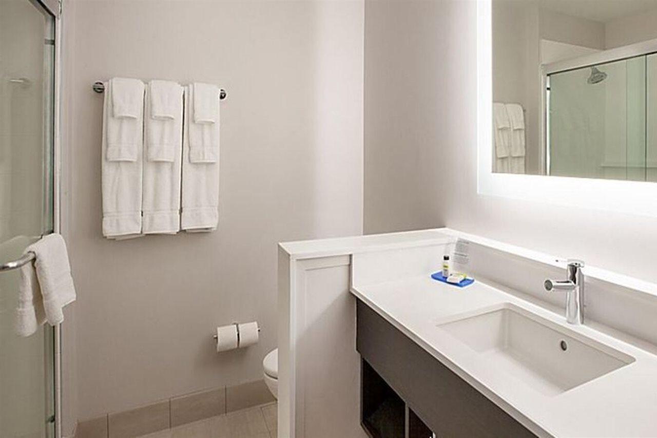 Holiday Inn Express & Suites Tuscaloosa East By Ihg Exteriör bild